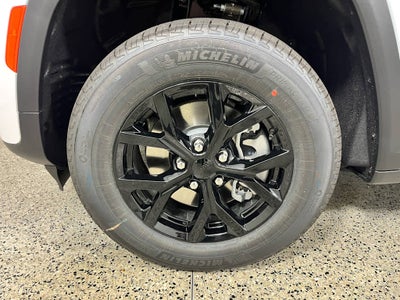 2026 Jeep Grand Cherokee L Laredo Altitude