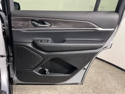 2025 Jeep Grand Cherokee L Limited 4x2