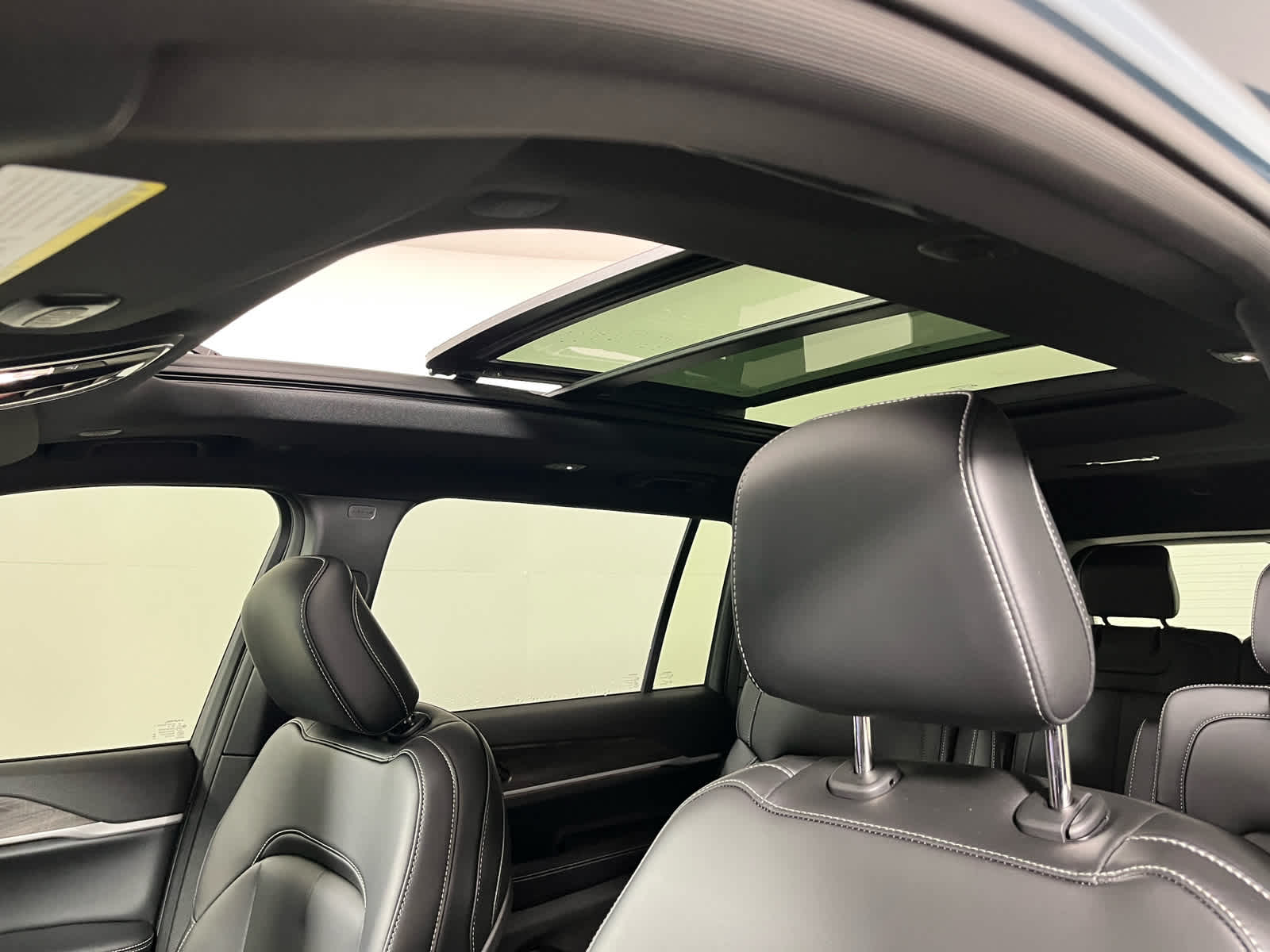 2026 Jeep Grand Cherokee GRAND CHEROKEE L LIMITED 4X2