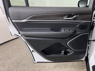 2026 Jeep Grand Cherokee GRAND CHEROKEE L LIMITED 4X2