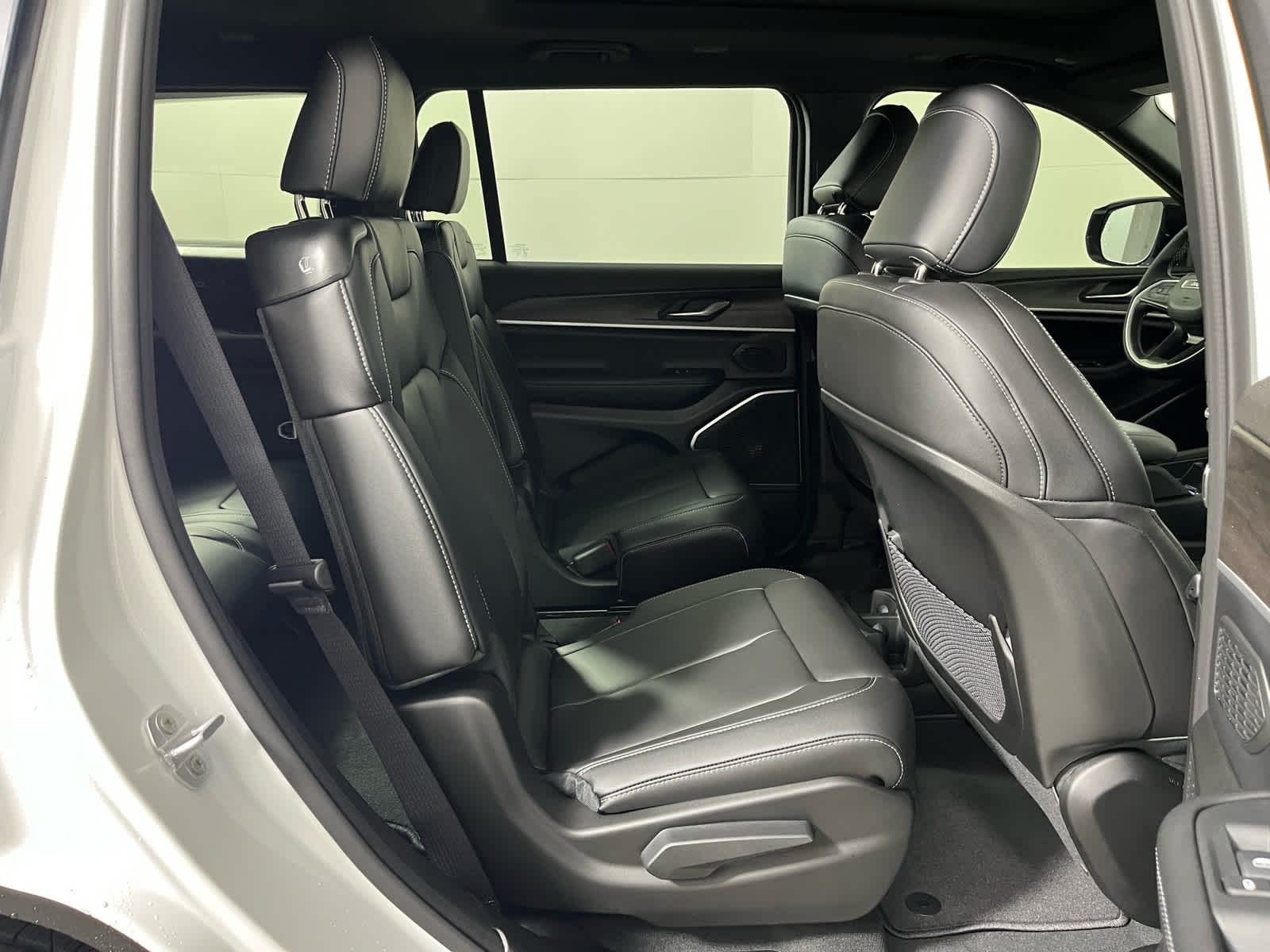 2026 Jeep Grand Cherokee GRAND CHEROKEE L LIMITED 4X2