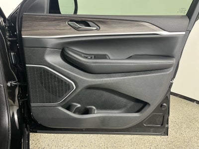 2026 Jeep Grand Cherokee GRAND CHEROKEE L LIMITED 4X2