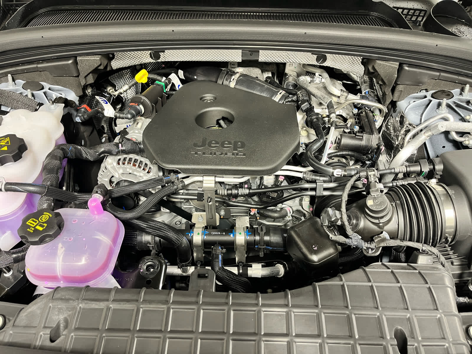 2026 Jeep Grand Cherokee L Laredo Altitude