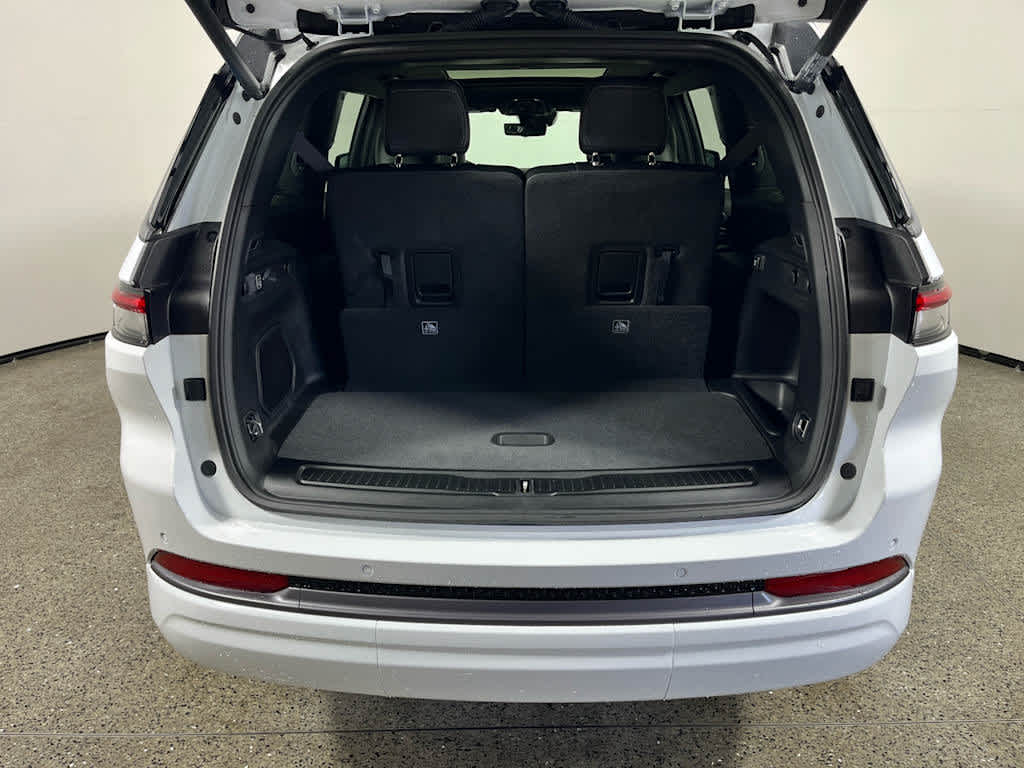 2026 Jeep Grand Cherokee L Limited Reserve