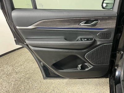 2023 Jeep Grand Cherokee L Overland