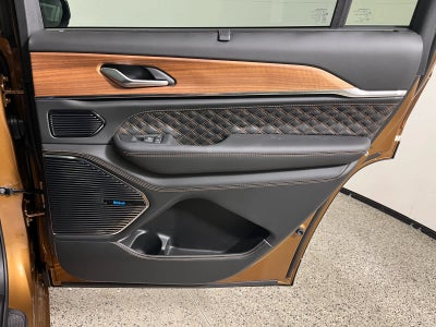 2027 Jeep Grand Cherokee L Summit