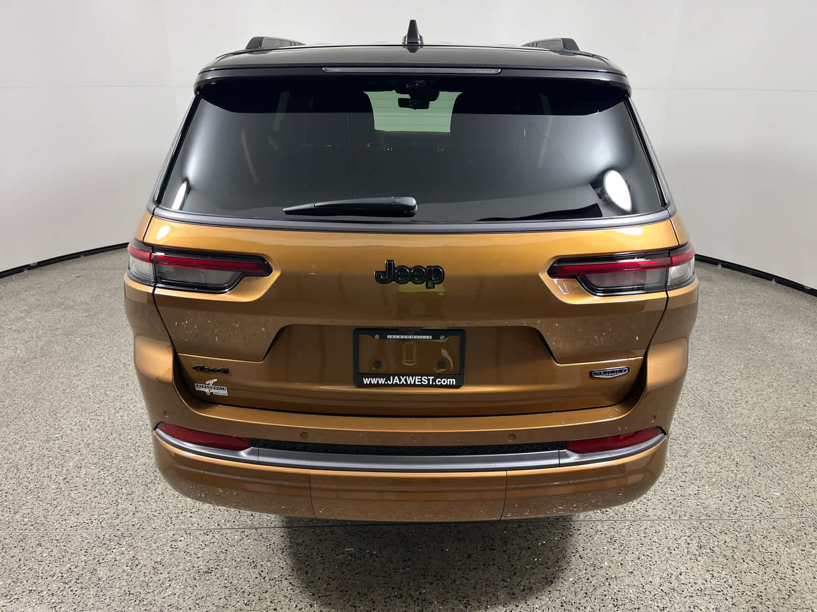 2027 Jeep Grand Cherokee L Summit
