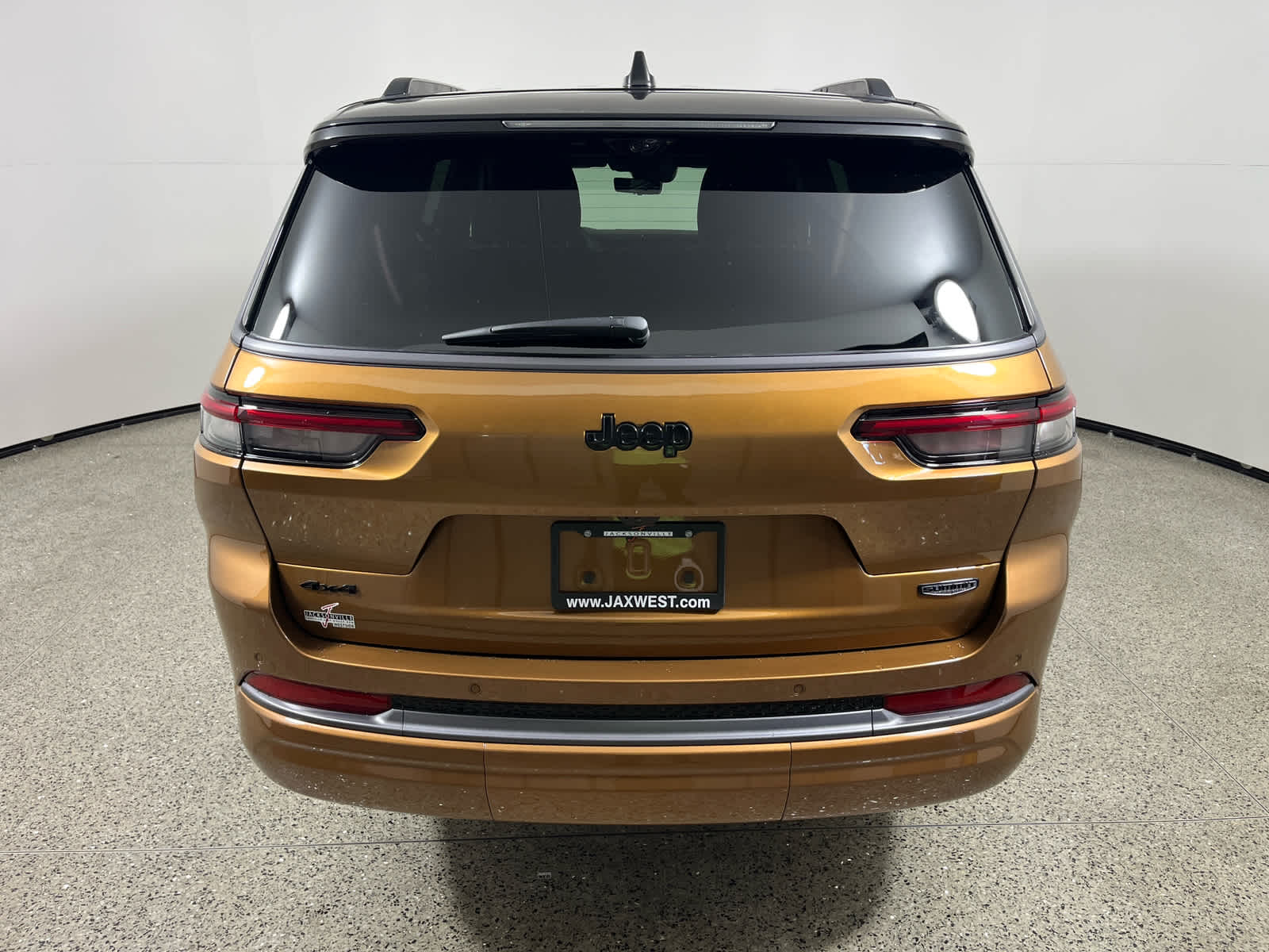 2027 Jeep Grand Cherokee L Summit