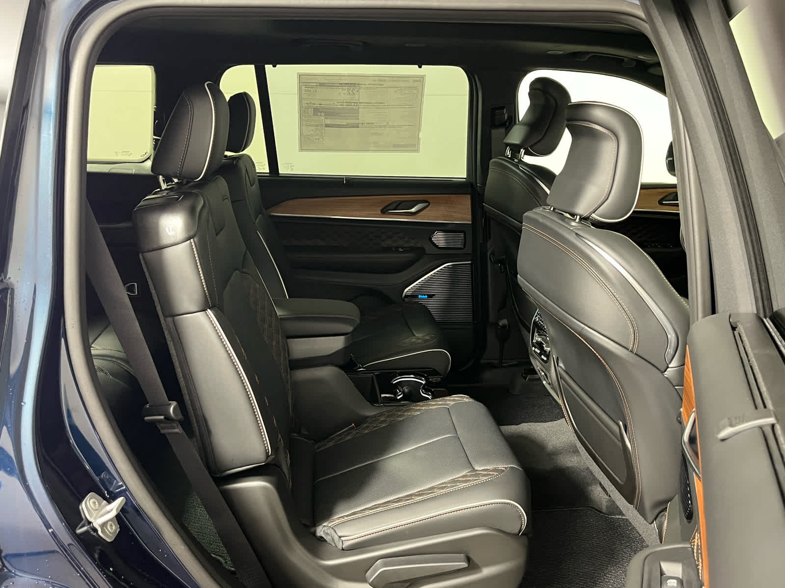 2027 Jeep Grand Cherokee L Summit