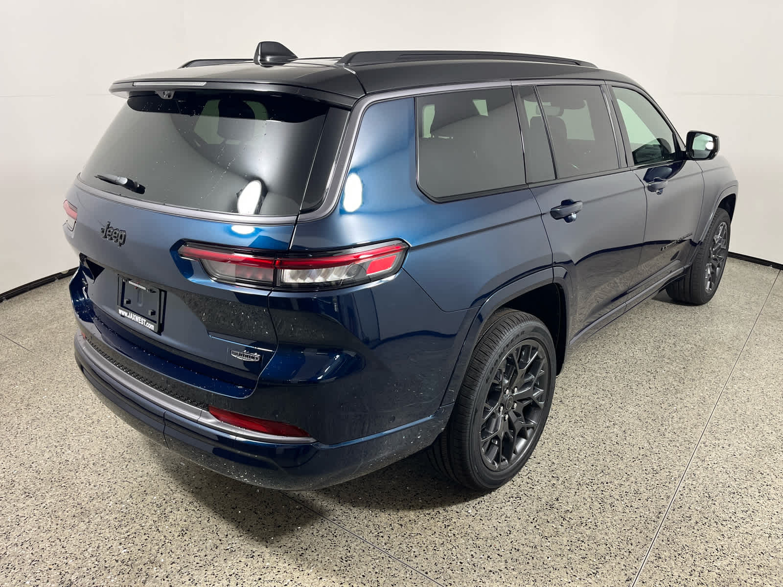 2027 Jeep Grand Cherokee L Summit