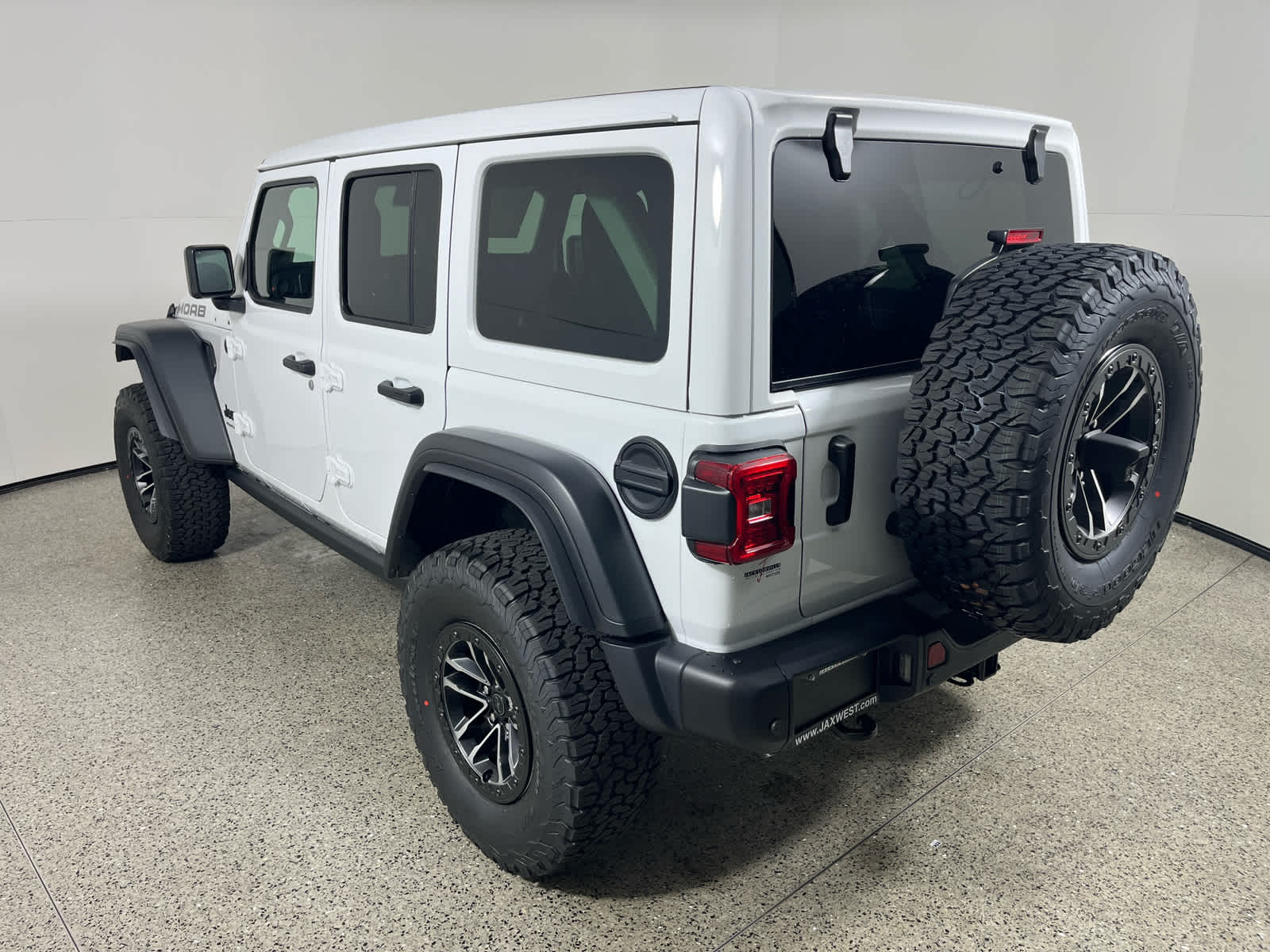 2026 Jeep Wrangler WRANGLER 4-DOOR MOAB 392