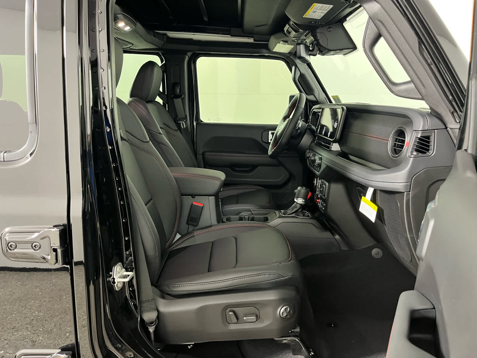 2026 Jeep Wrangler WRANGLER 4-DOOR MOAB 392