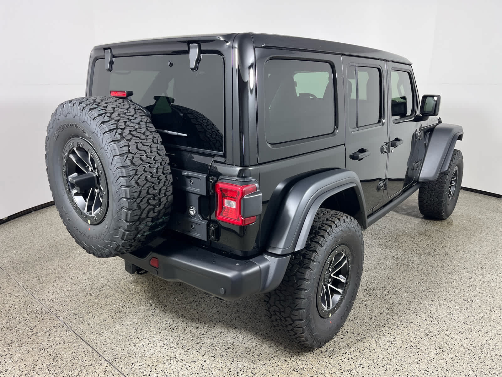 2026 Jeep Wrangler WRANGLER 4-DOOR MOAB 392