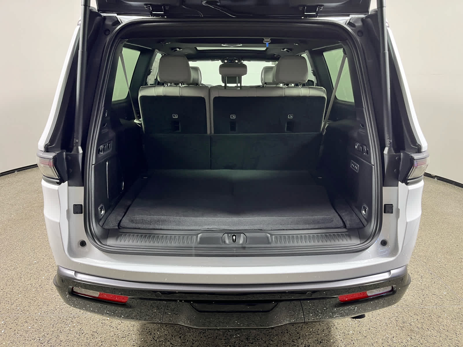 2026 Jeep Grand Wagoneer L Limited Reserve