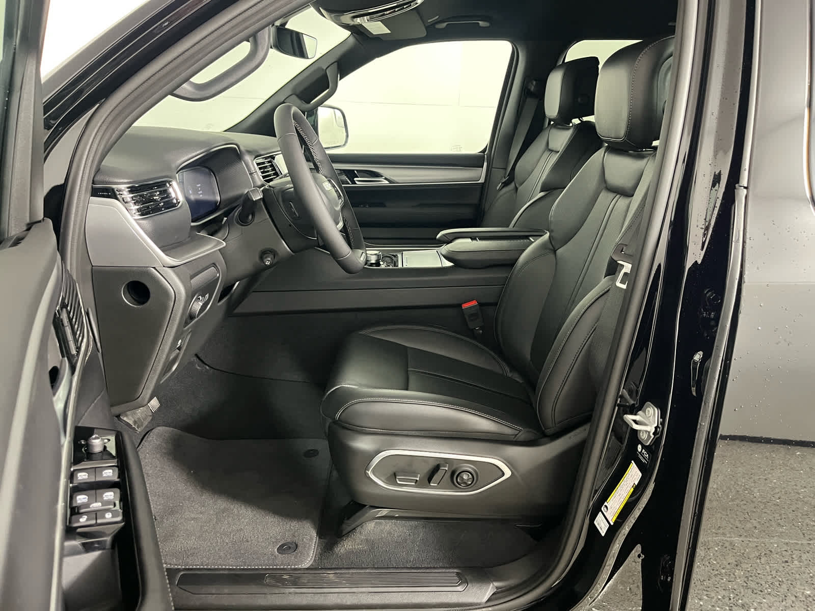 2026 Jeep Grand Wagoneer GRAND WAGONEER 4X2