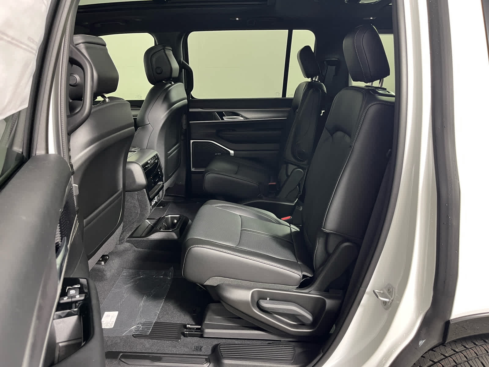 2026 Jeep Grand Wagoneer GRAND WAGONEER 4X2