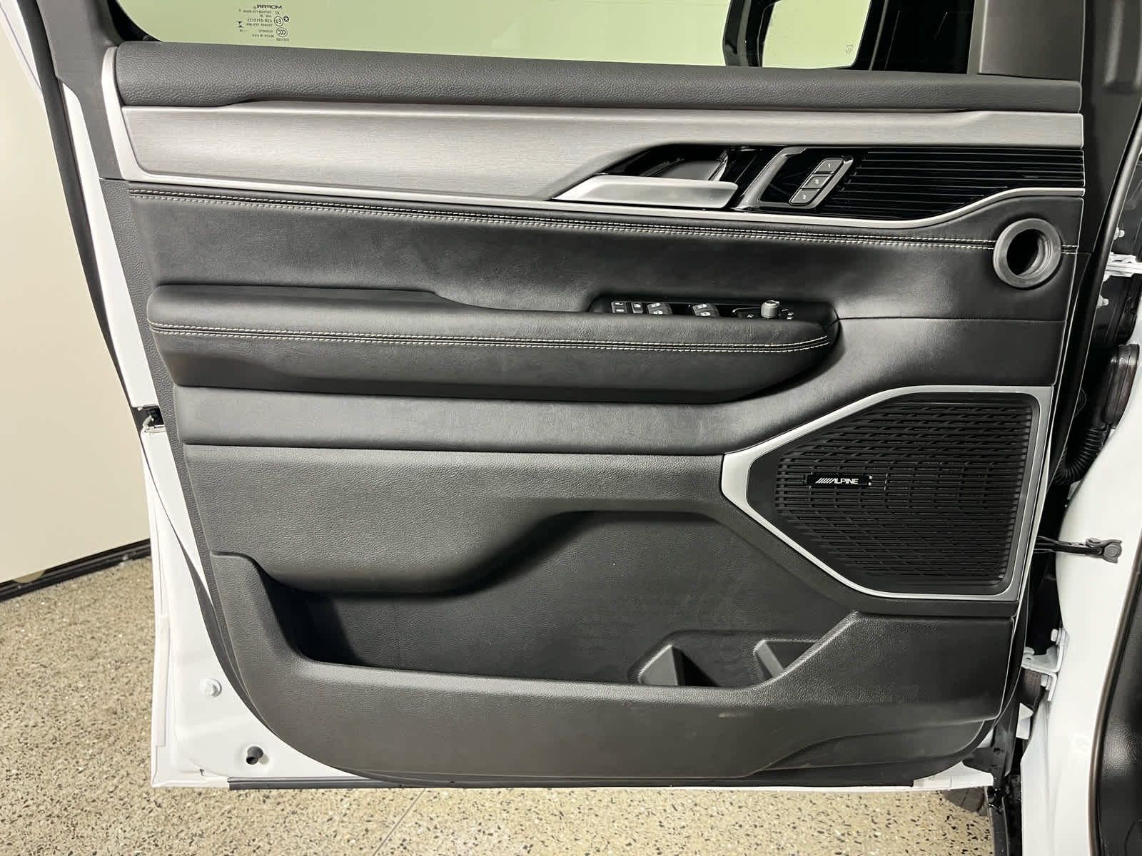 2026 Jeep Grand Wagoneer Upland