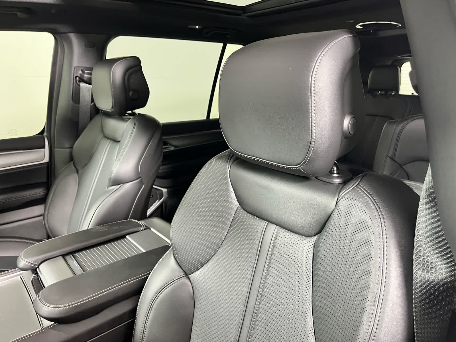 2026 Jeep Grand Wagoneer Upland