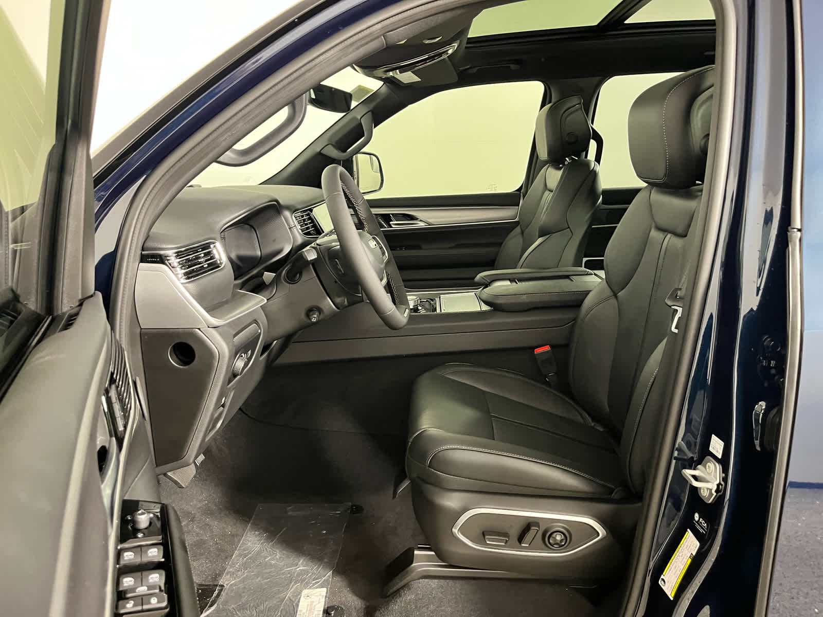 2026 Jeep Grand Wagoneer Upland