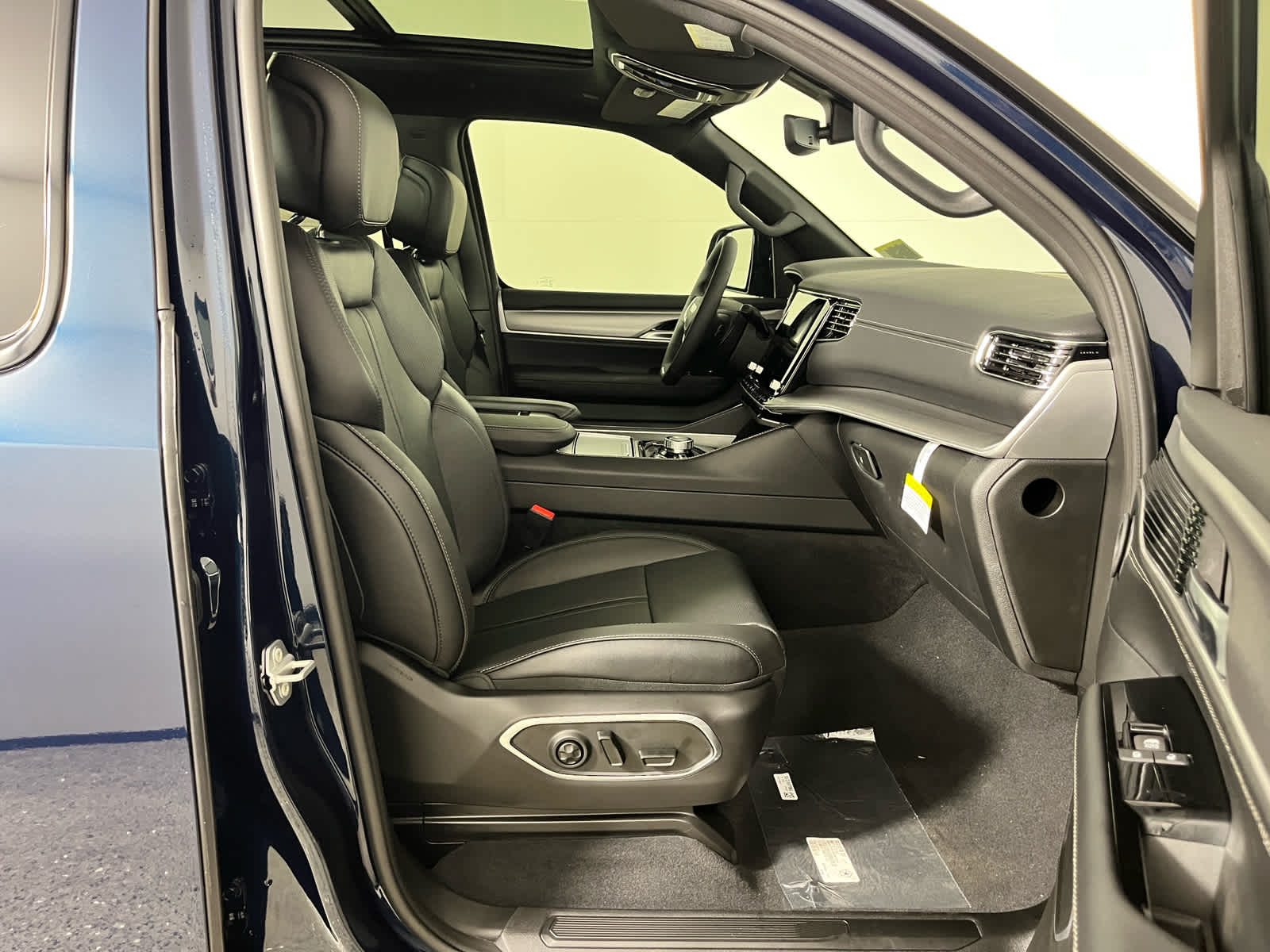 2026 Jeep Grand Wagoneer Upland