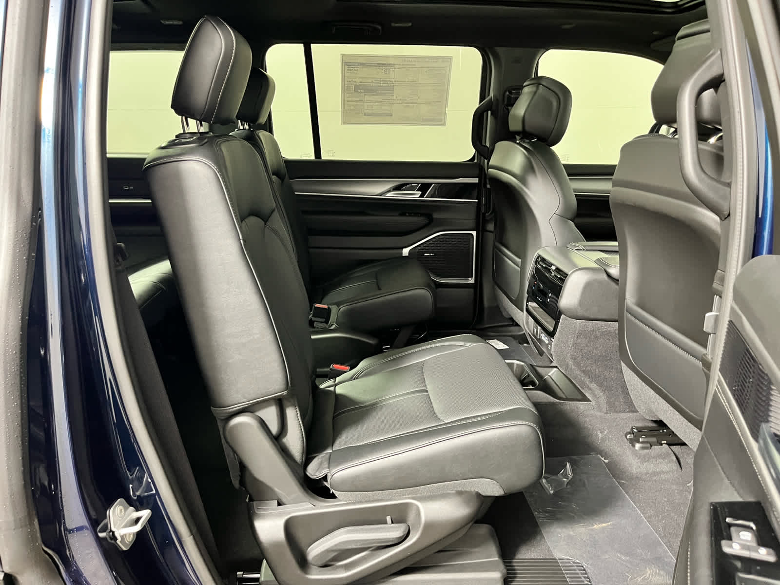 2026 Jeep Grand Wagoneer Upland