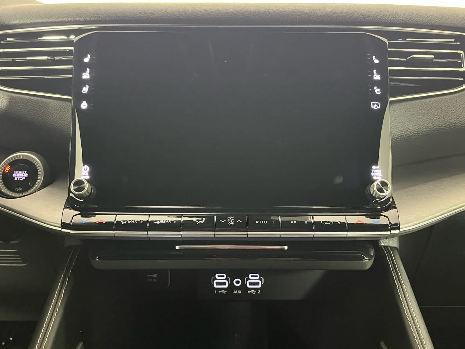 2026 Jeep Grand Wagoneer GRAND WAGONEER UPLAND 4X4