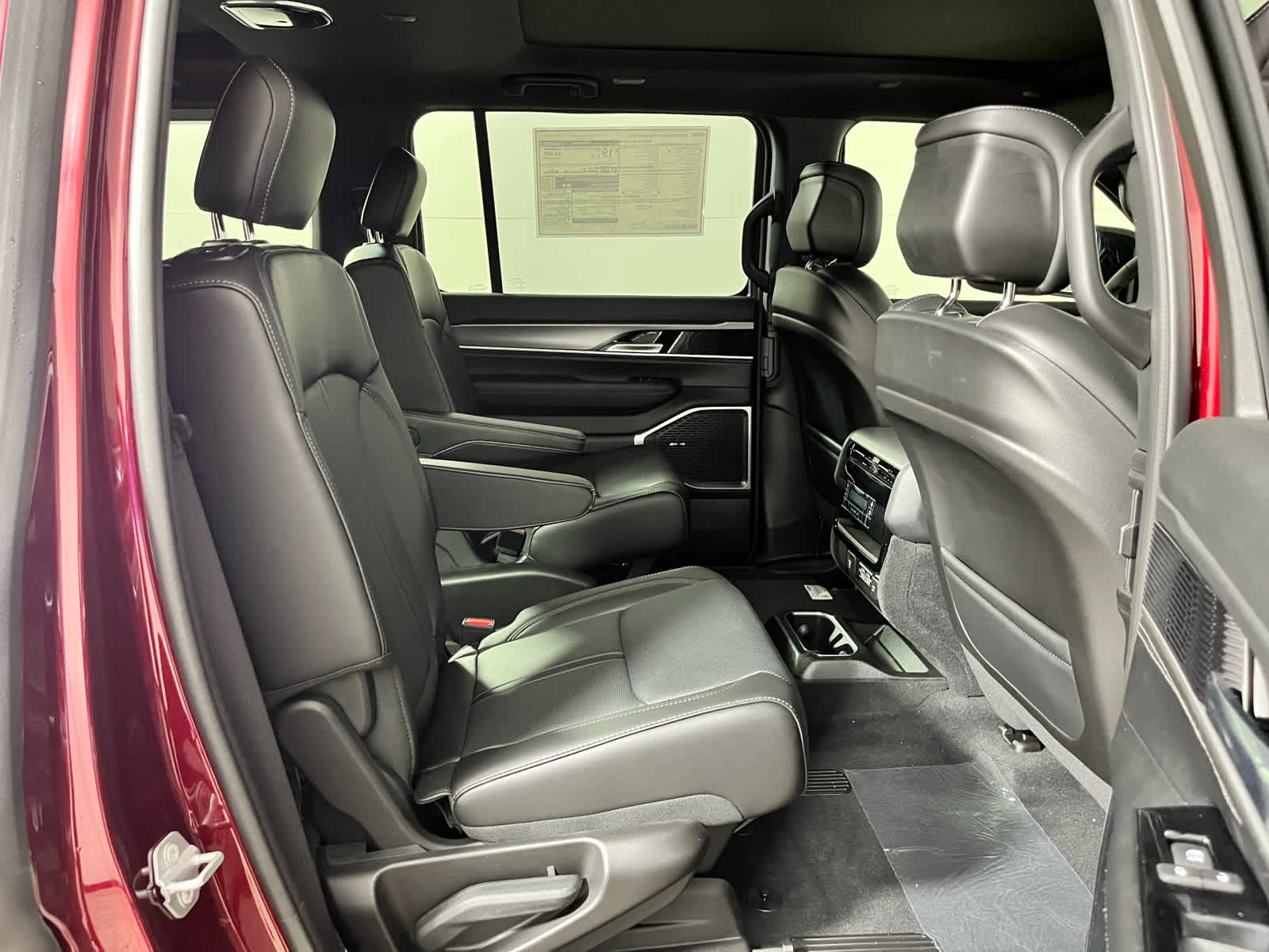 2026 Jeep Grand Wagoneer GRAND WAGONEER UPLAND 4X4