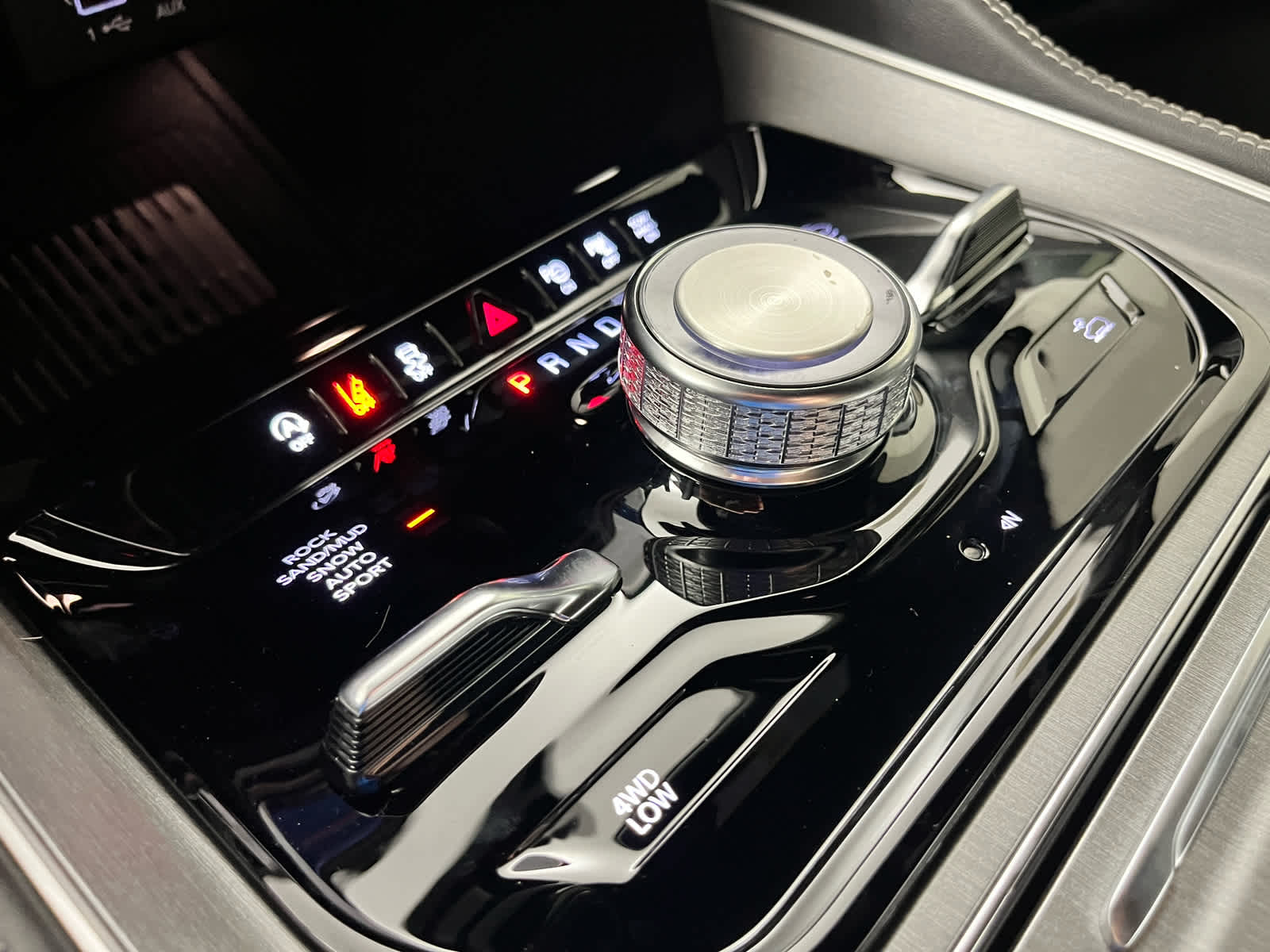 2026 Jeep Grand Wagoneer Upland