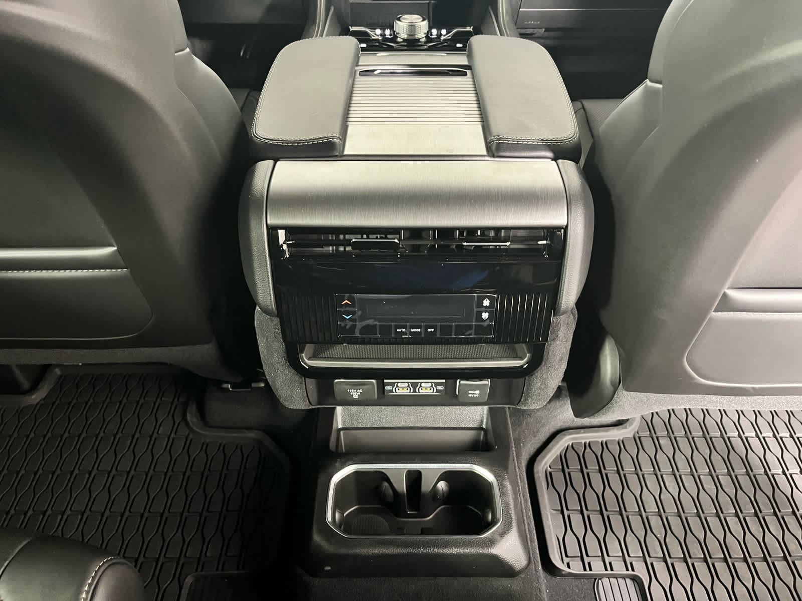 2026 Jeep Grand Wagoneer Upland