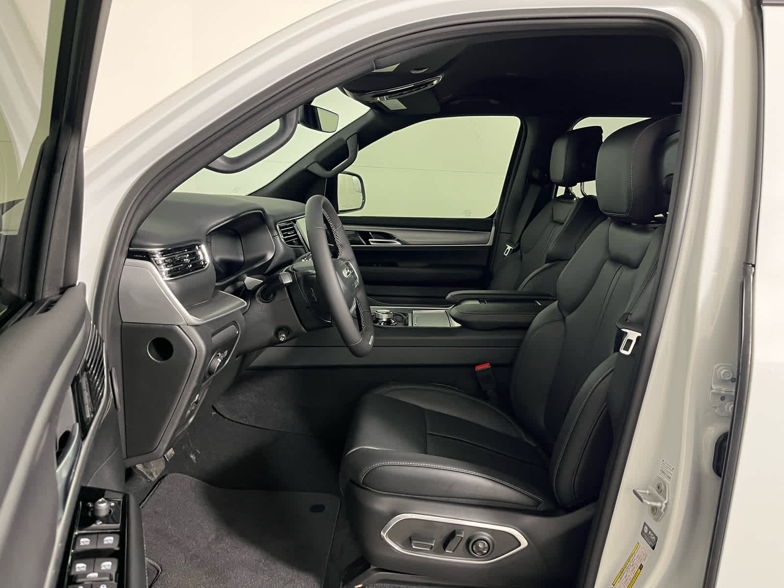 2026 Jeep Grand Wagoneer GRAND WAGONEER LIMITED ALTITUDE 4X4