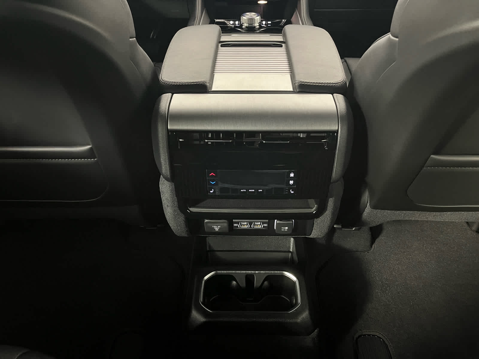 2026 Jeep Grand Wagoneer GRAND WAGONEER LIMITED ALTITUDE 4X4