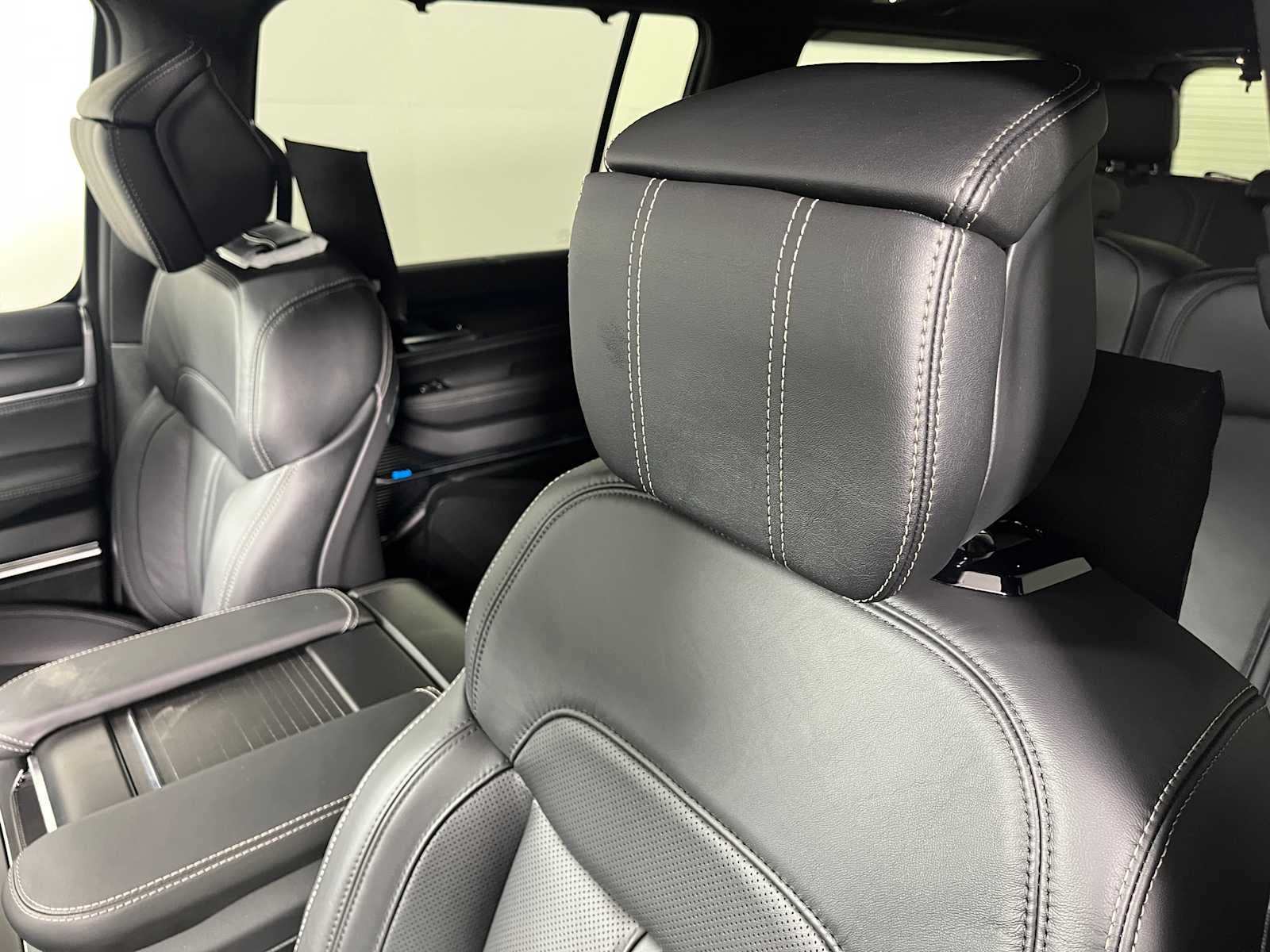 2026 Jeep Grand Wagoneer GRAND WAGONEER LIMITED RESERVE 4X4