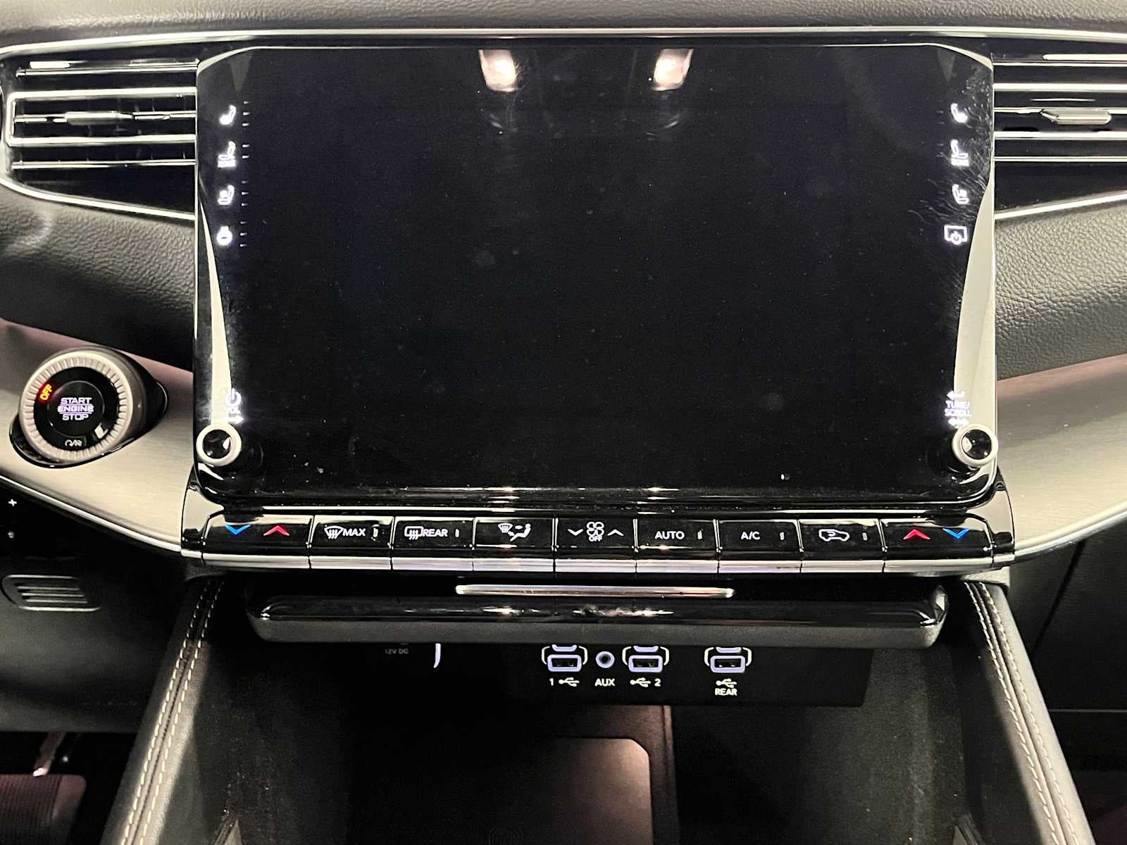 2024 Jeep Wagoneer Series II Carbide