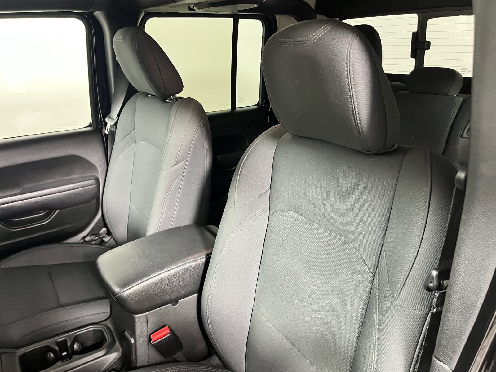 2022 Jeep Gladiator Altitude