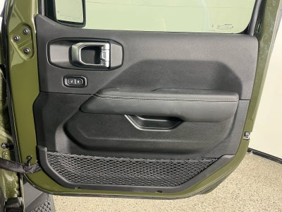 2023 Jeep Gladiator Overland 4x4