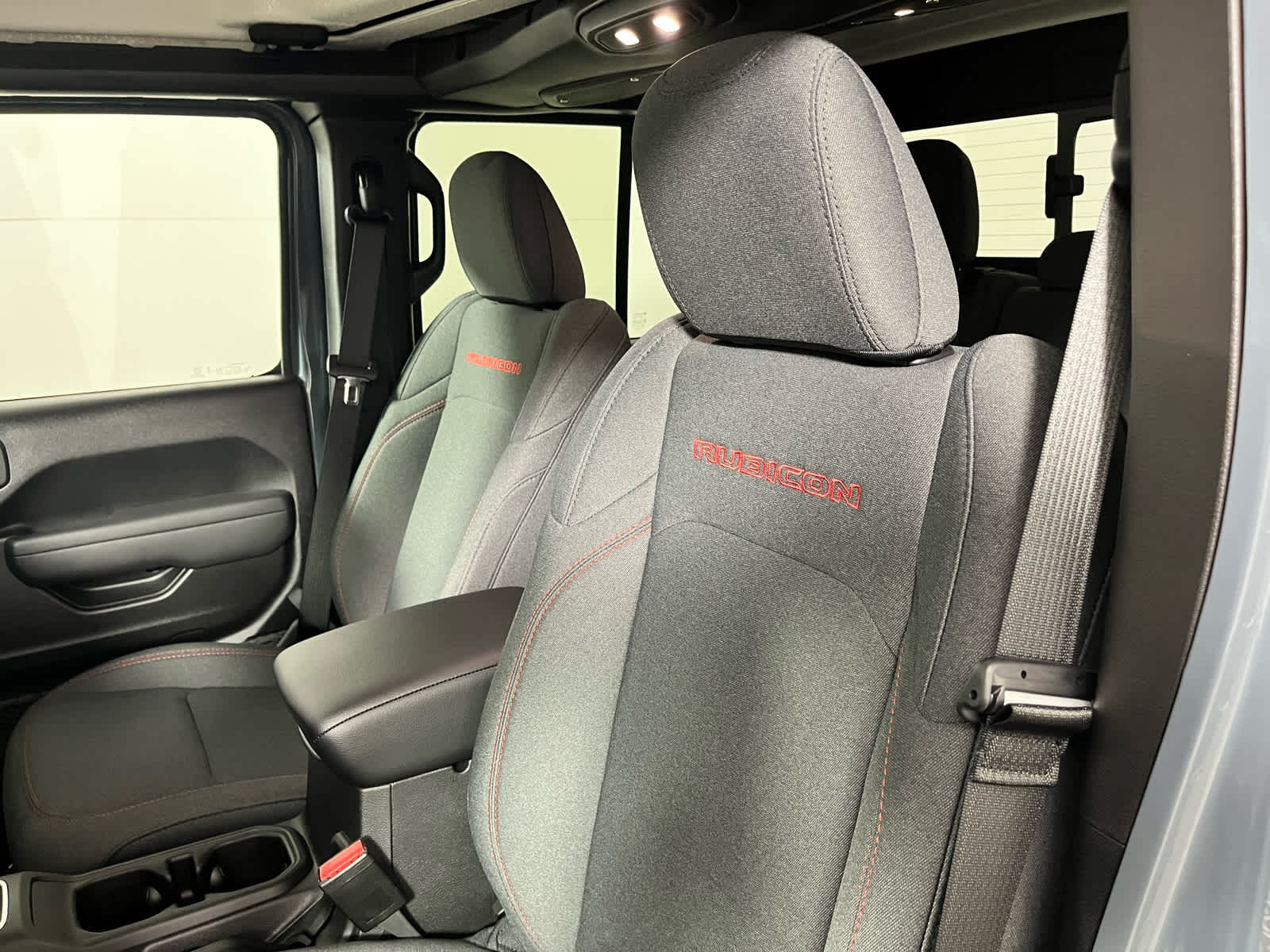 2026 Jeep Gladiator GLADIATOR SHADOW OPS 4X4