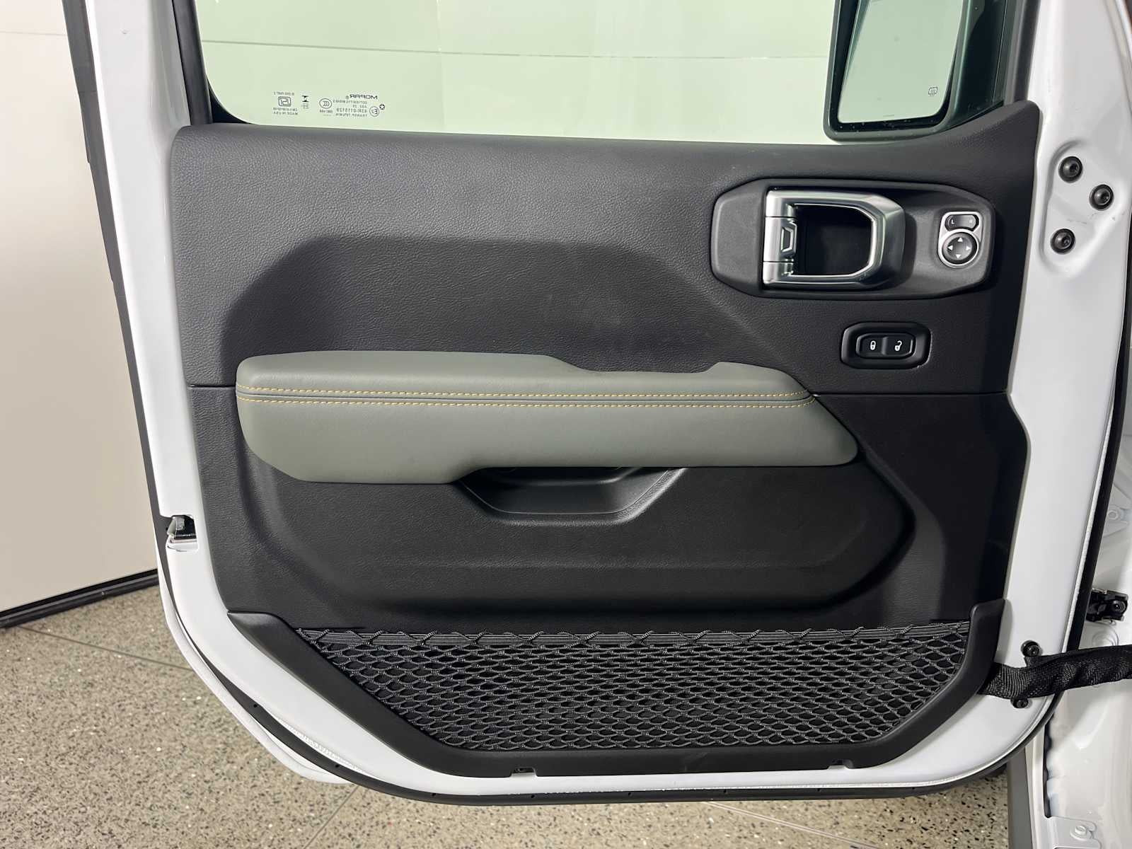 2026 Jeep Gladiator GLADIATOR MOJAVE X 4X4