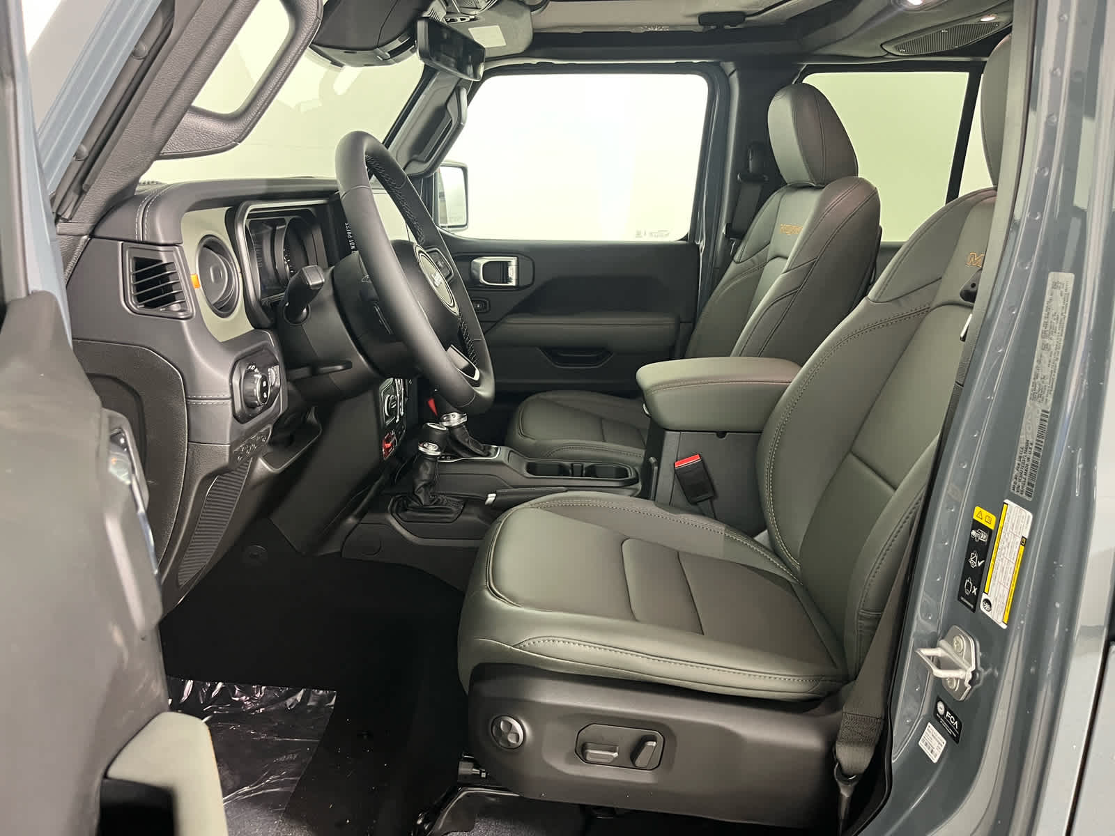 2026 Jeep Gladiator GLADIATOR MOJAVE X 4X4