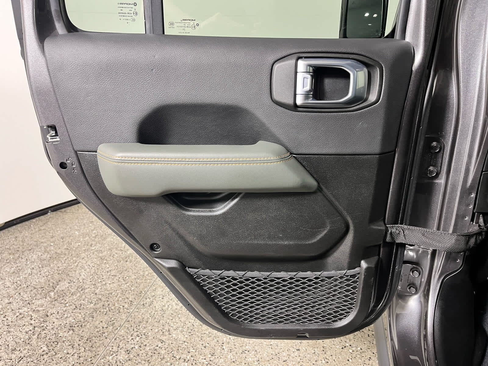 2025 Jeep Gladiator Mojave X