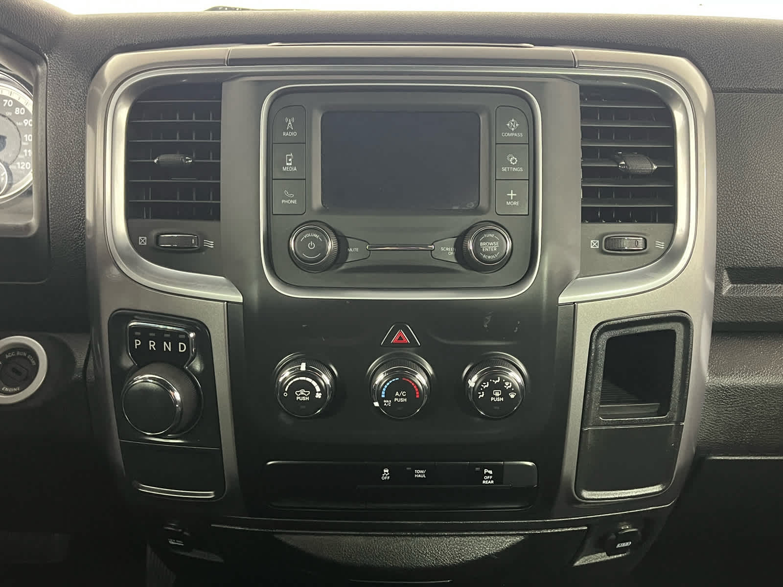 2024 RAM 1500 Classic Warlock Crew Cab 4x2 5'7' Box