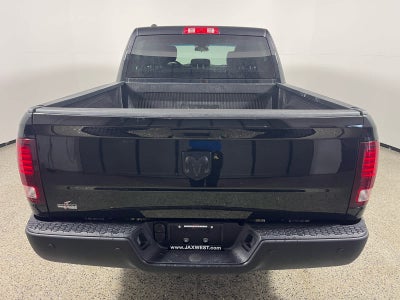 2024 RAM 1500 Classic Warlock Crew Cab 4x2 5'7' Box