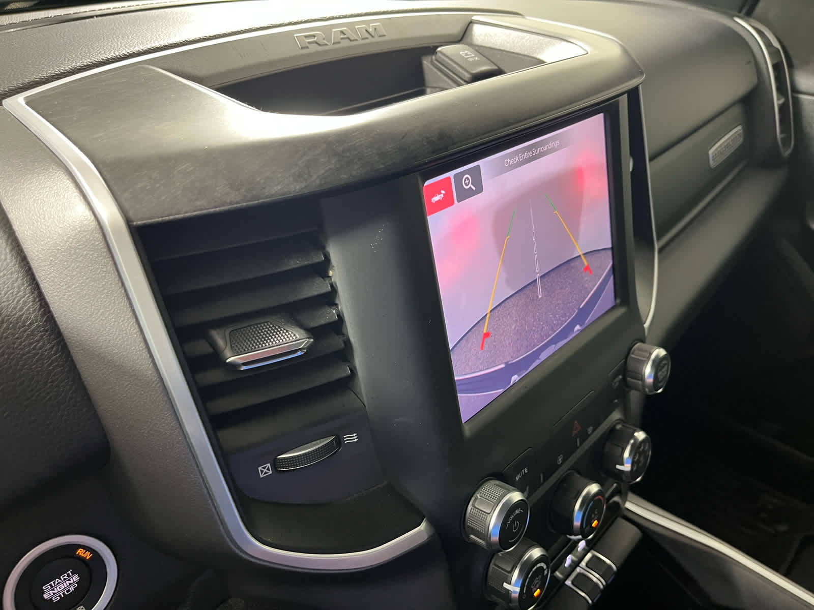 2023 RAM 1500 Big Horn Quad Cab 4x2 6'4' Box