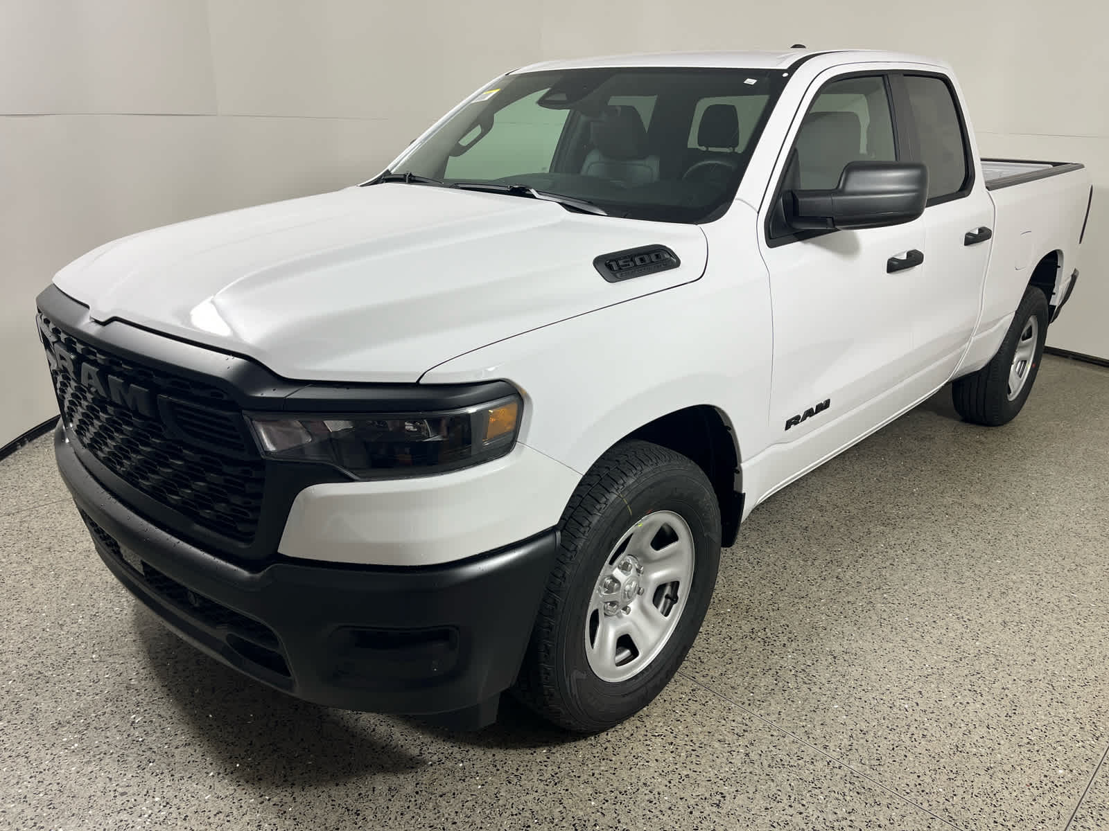 2026 RAM Ram 1500 RAM 1500 TRADESMAN QUAD CAB 4X2 6'4' BOX