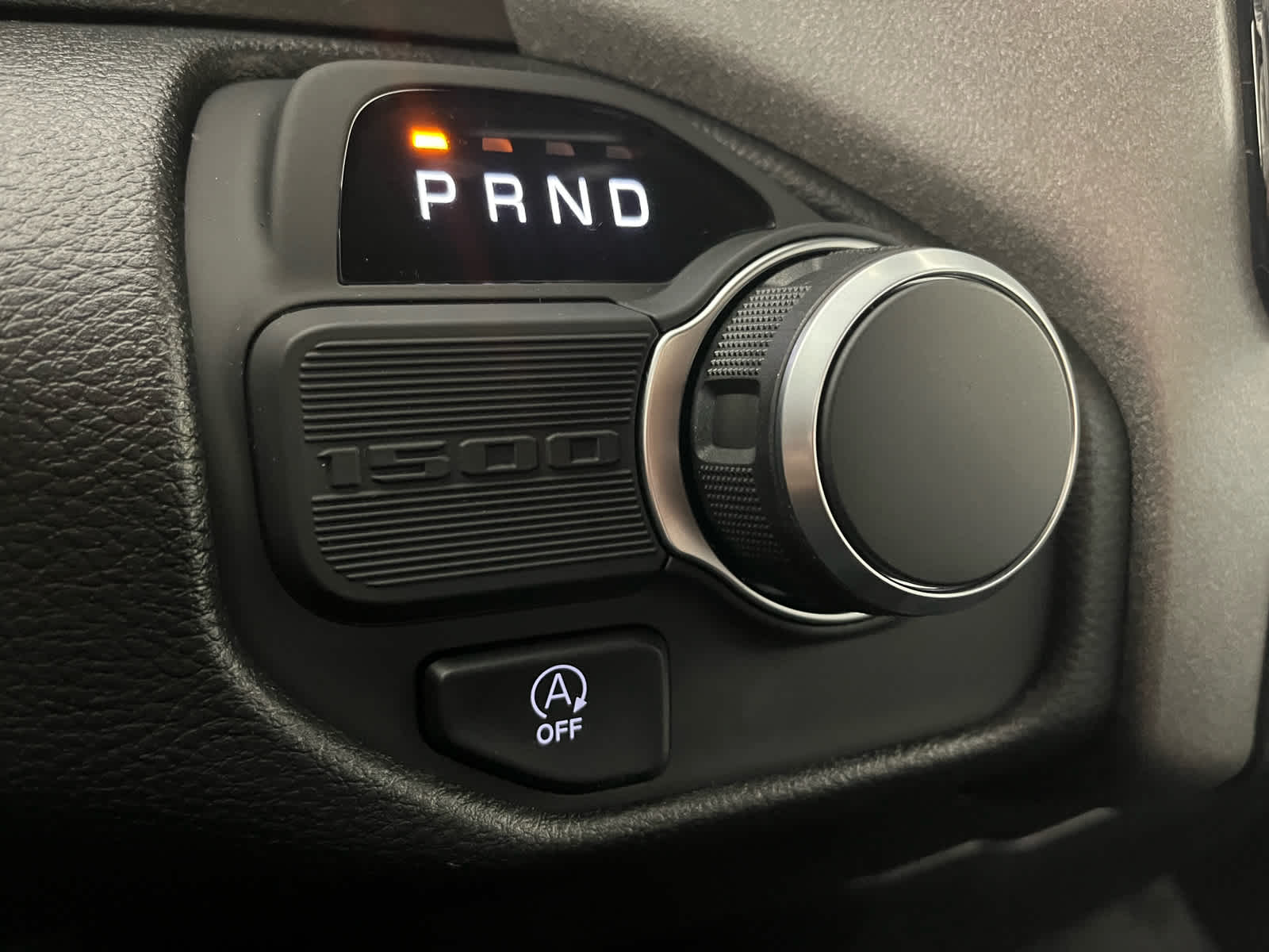 2026 RAM Ram 1500 RAM 1500 TRADESMAN QUAD CAB 4X2 6'4' BOX