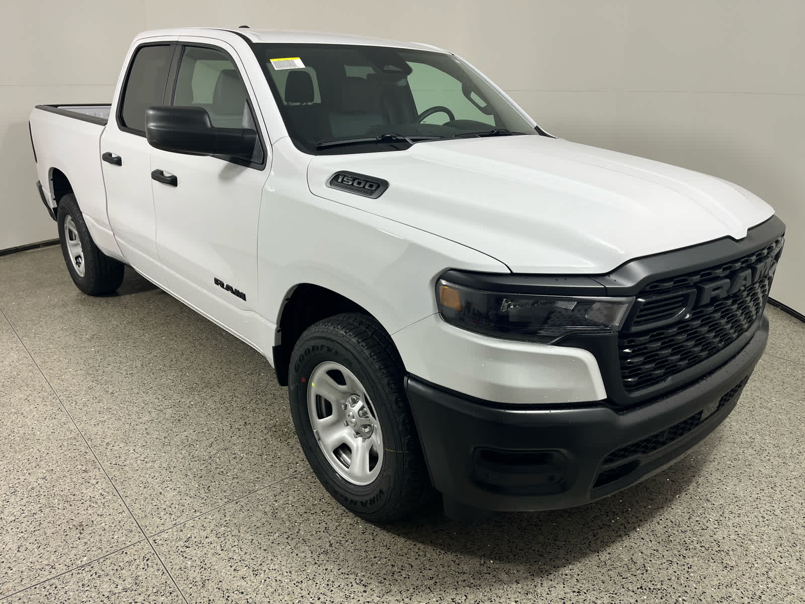 2026 RAM Ram 1500 RAM 1500 TRADESMAN QUAD CAB 4X2 6'4' BOX