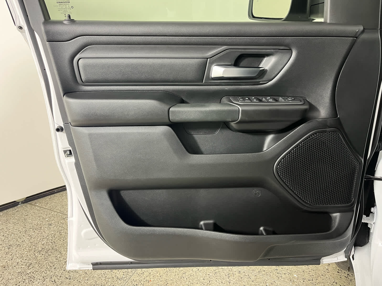 2026 RAM Ram 1500 RAM 1500 TRADESMAN QUAD CAB 4X2 6'4' BOX