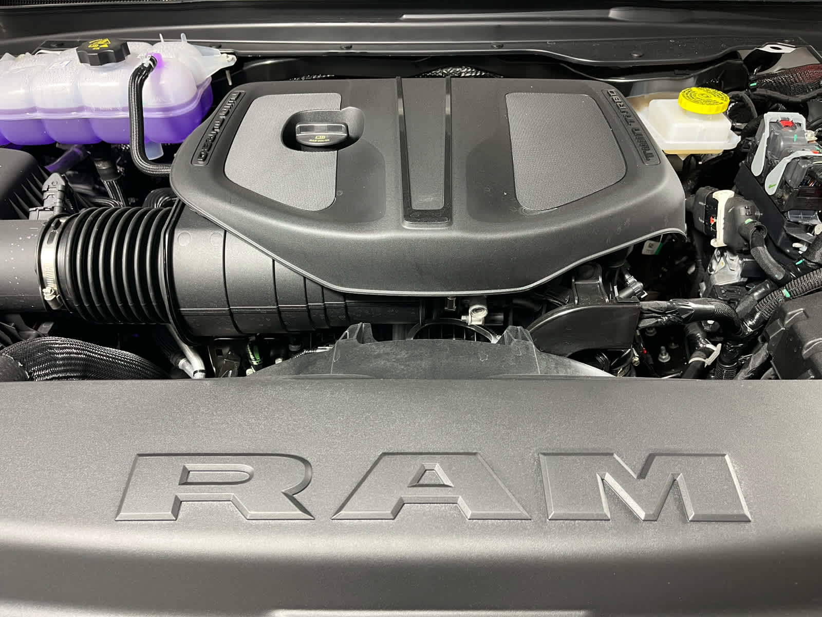 2026 RAM Ram 1500 RAM 1500 TRADESMAN QUAD CAB 4X2 6'4' BOX