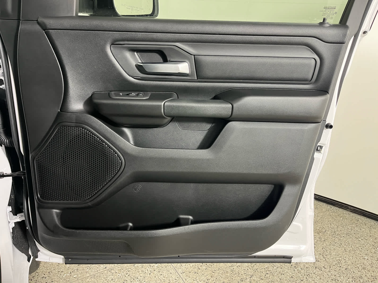 2026 RAM Ram 1500 RAM 1500 TRADESMAN QUAD CAB 4X2 6'4' BOX