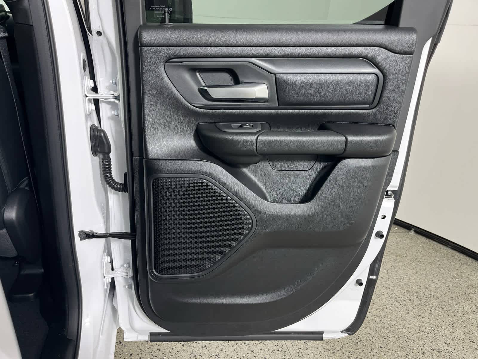 2026 RAM Ram 1500 RAM 1500 TRADESMAN QUAD CAB 4X2 6'4' BOX