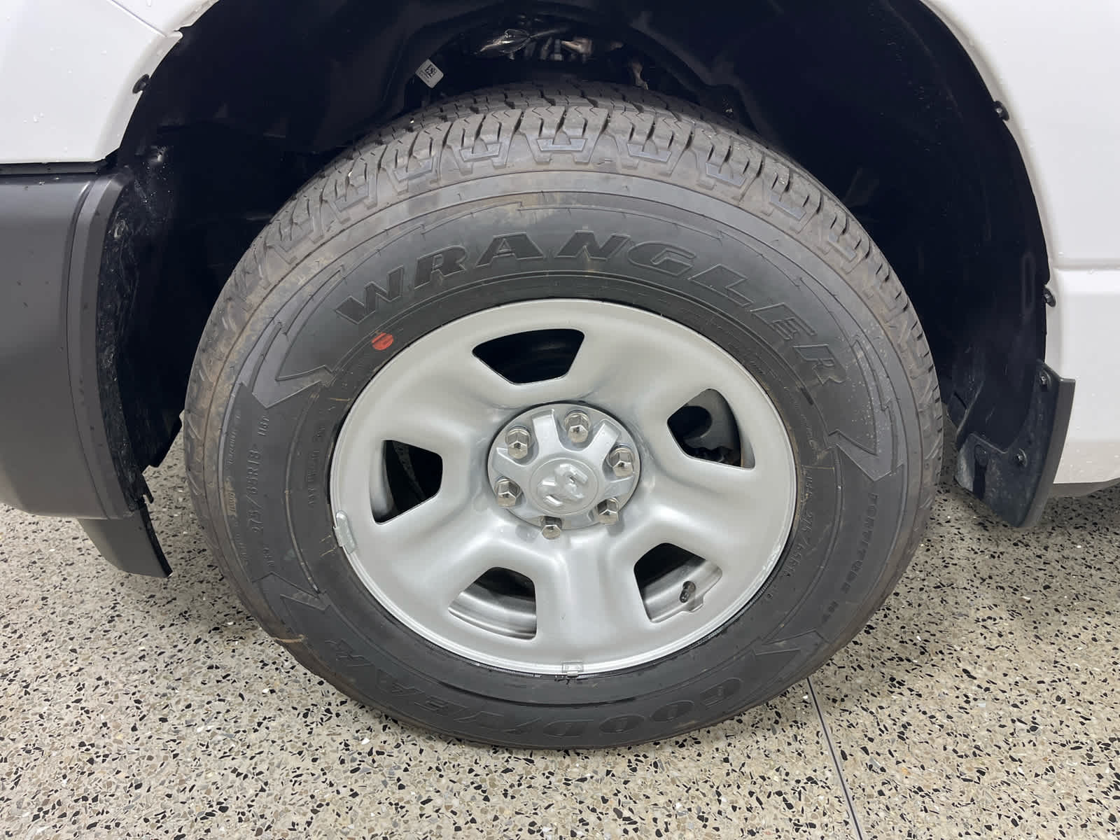 2026 RAM Ram 1500 RAM 1500 TRADESMAN QUAD CAB 4X2 6'4' BOX